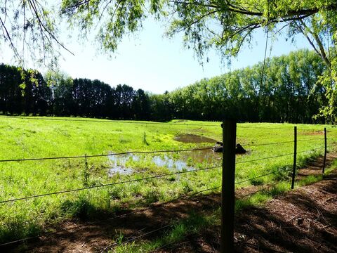Use and development of accommodation in Farming Zone  Back Eildon Road Thornton 